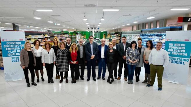 Reunión entre los representantes de los trabajadores y la dirección de Mercadona.