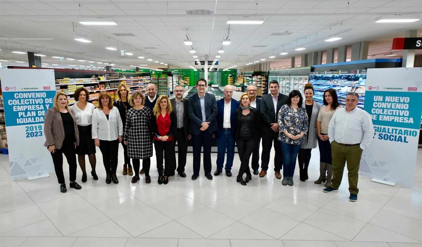 Reunión entre los representantes de los trabajadores y la dirección de Mercadona.