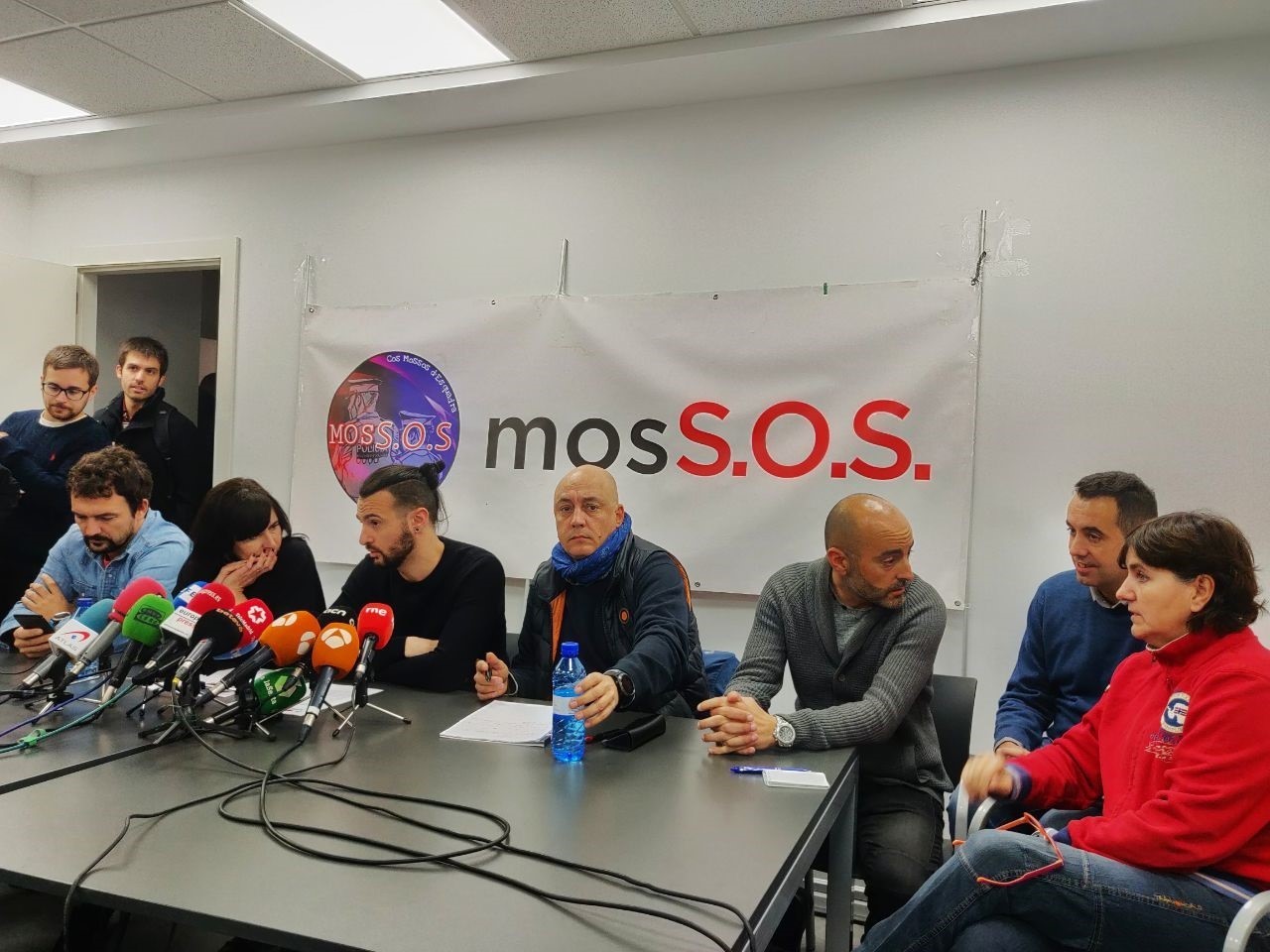 Los Mossos denuncian que el Govern quiere llegar al 21-D con el conflicto laboral abierto