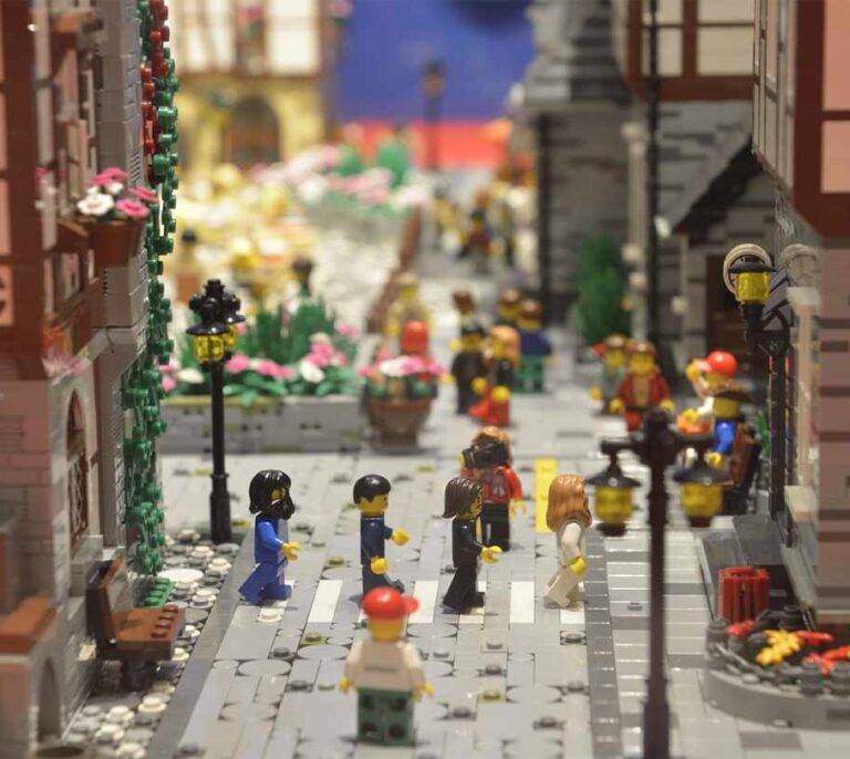 Superman, los Beatles y escenarios de 'Juego de Tronos' en 'I Love LEGO'