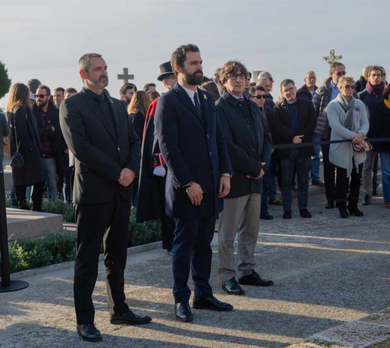 Torrent acusa al Rey de avalar la "violencia" y de abrir "las puertas a Vox"