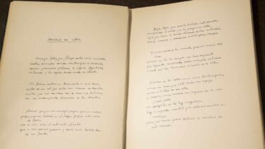 Archivos de José Hierro, Forges o Juan Benet entre las donaciones de este año a la Biblioteca Nacional
