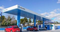 Las gasolineras low cost lanzan una ofensiva comercial contra Repsol y Cepsa tras crecer un 50% más