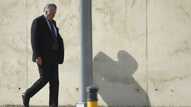 El ex tesorero del PP Luis Bárcenas, saliendo de una de las sedes de la Audiencia Nacional.