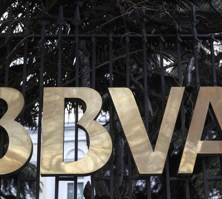 BBVA podría ganar hasta 1.000 millones con la venta de la financiera de coches en Chile