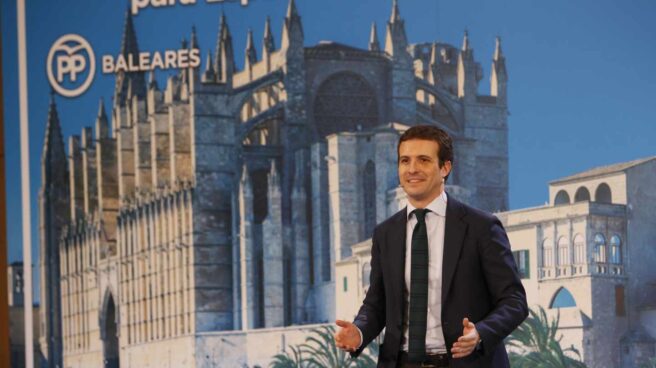 Casado llevará a Sánchez al Congreso a explicar "lo que está haciendo con España a oscuras"