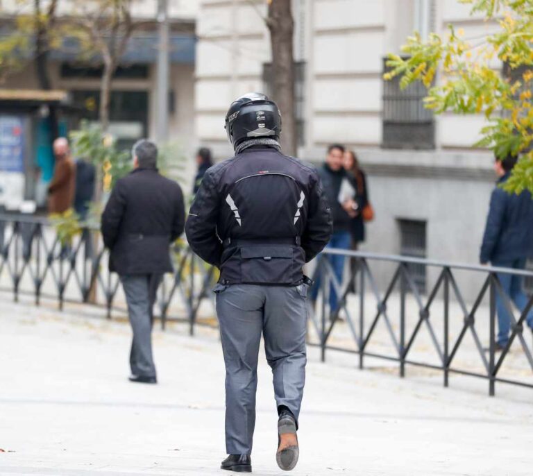 El policía asesor de Cospedal admite que hizo de nexo entre el chófer de Bárcenas y Villarejo