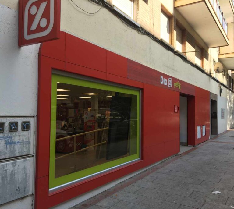 La CNMV suspende la cotización de Dia a la espera de novedades sobre su refinanciación