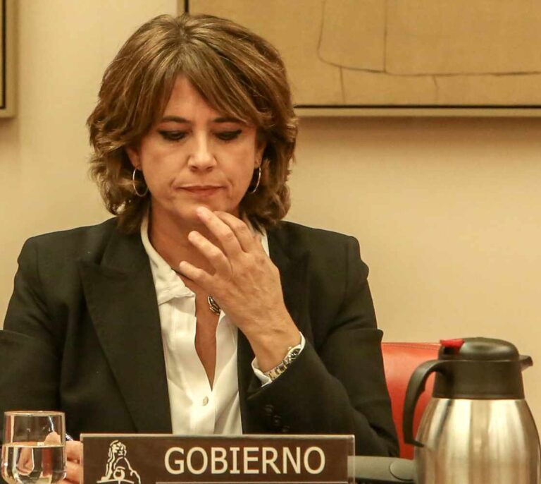 Querella contra Delgado por "falsedades graves" en un informe de su etapa como fiscal