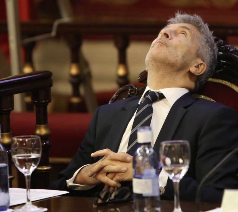 Policías y guardias civiles urgen a Interior a blindar la equiparación antes del adelanto electoral