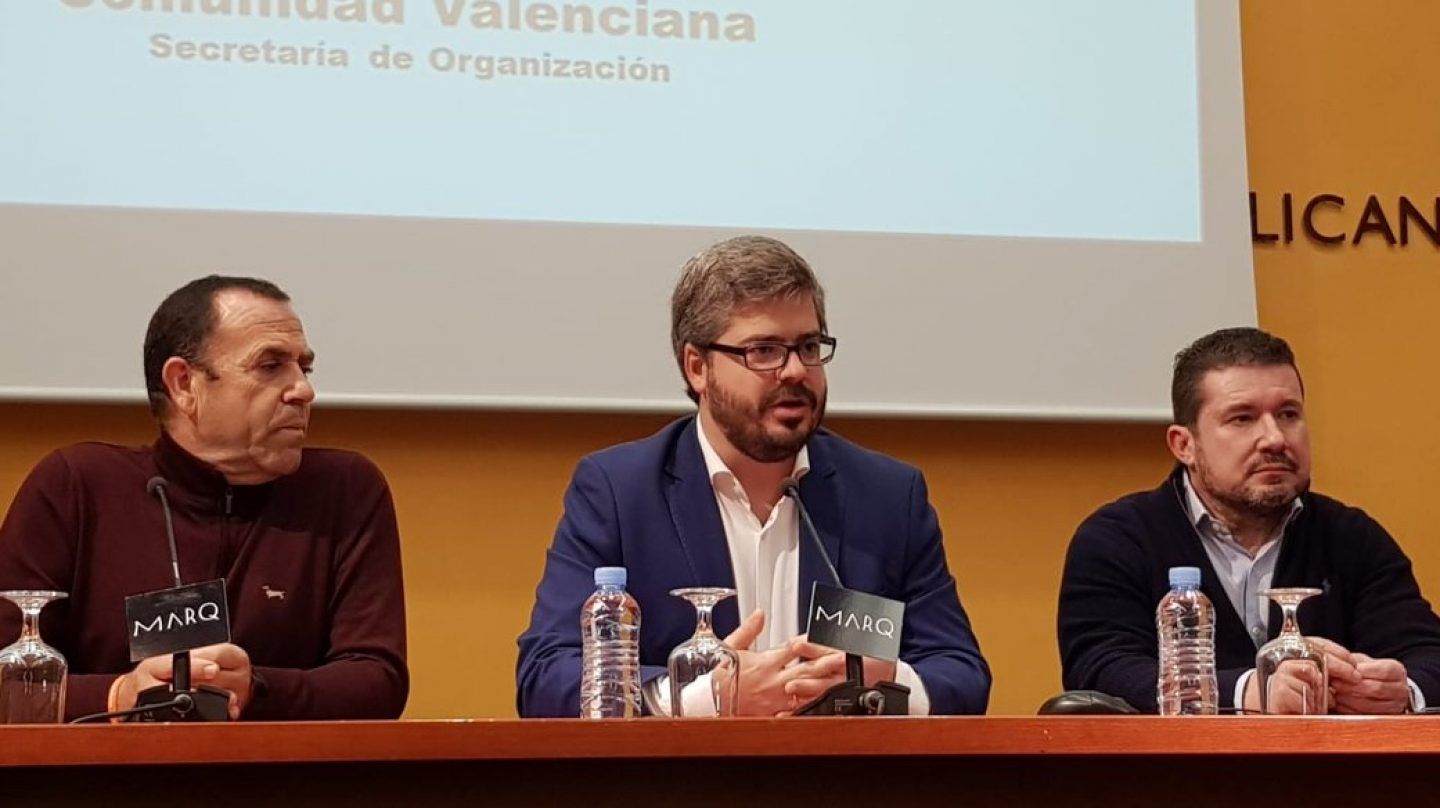 Ciudadanos se desmarca de Vox y reclama un frente constitucionalista en Andalucía.