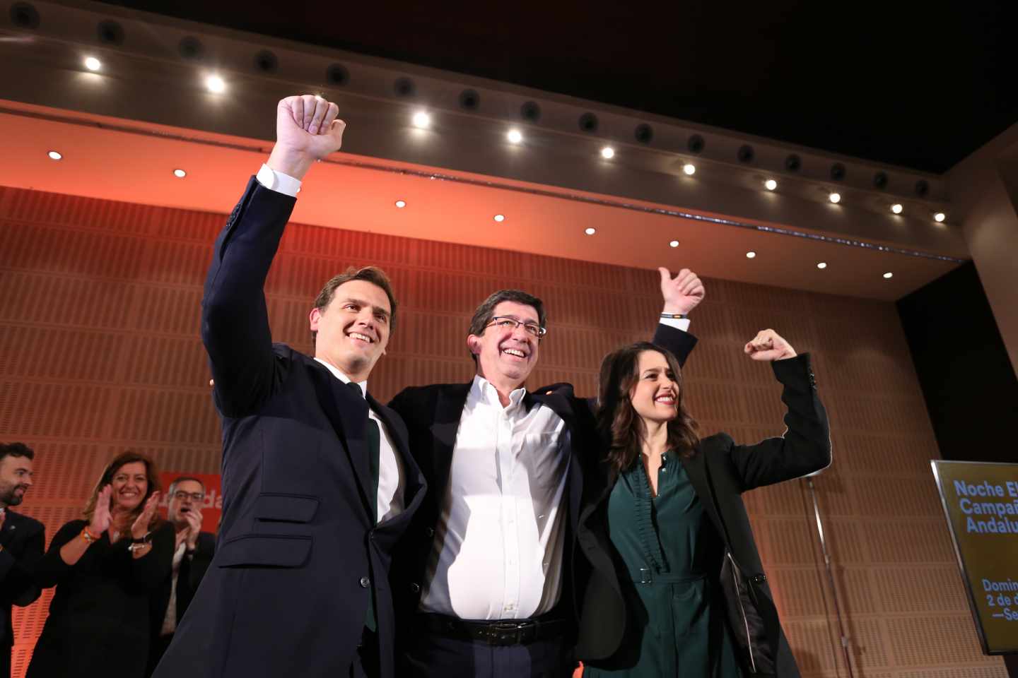 Albert Rivera, Juan Marín e Inés Arrimadas, celebrando el resultado electoral en Andalucía.