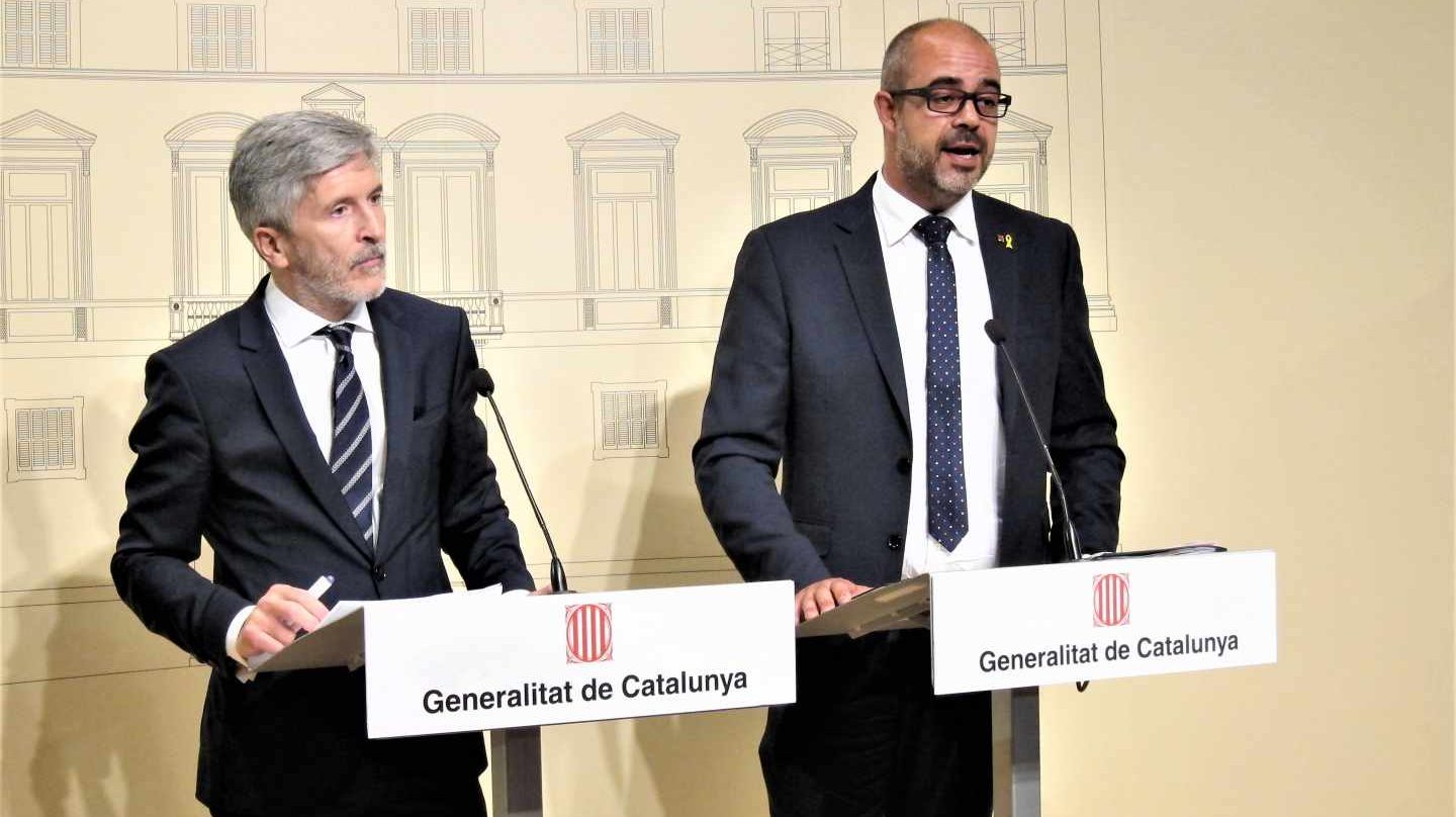 El ministro Fernando Grande-Marlaska y el 'conseller' de Interior, Miquel Buch, el pasado mes de septiembre en Barcelona.