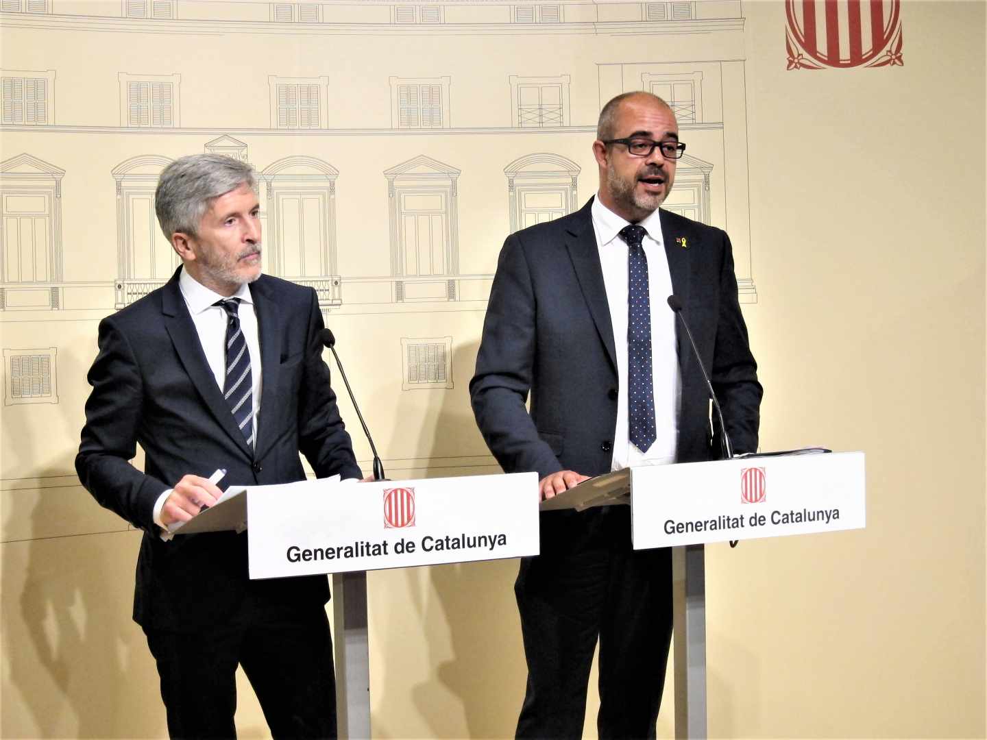 El ministro Fernando Grande-Marlaska y el 'conseller' de Interior, Miquel Buch, el pasado mes de septiembre en Barcelona.