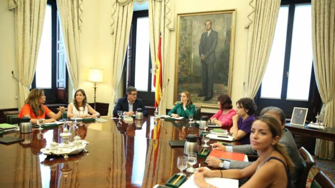 Los miembros de la mesa del Congreso.