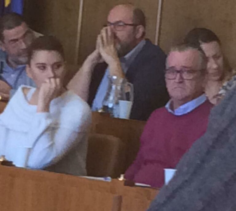 "Hijo de puta, te mato": El PSOE de Madrid suspende a un concejal por agredir a otro