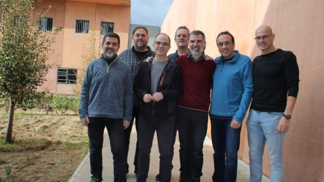 Los presos de Lledoners muestran unidad en una foto y preparan acciones
