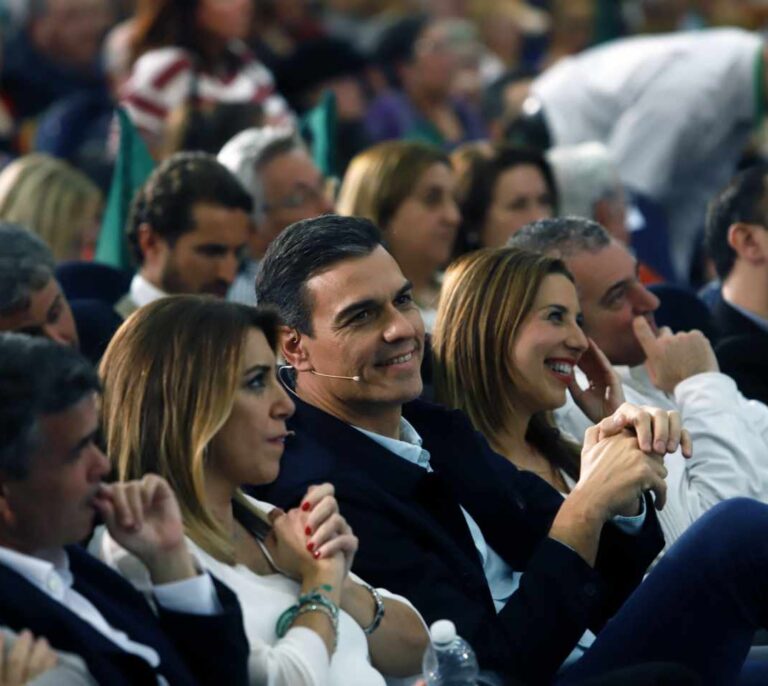 Susana Díaz se refugia en 'sus' diputaciones para hacer frente a la ofensiva 'sanchista'