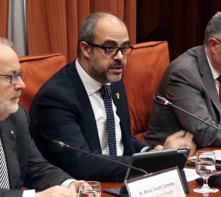 Buch declarará como imputado el 25 de marzo por la escolta de  Puigdemont