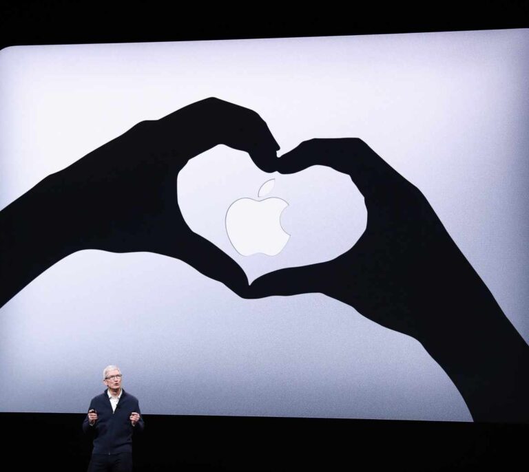 Apple lanzará en otoño su plataforma de televisión para pelear contra Netflix