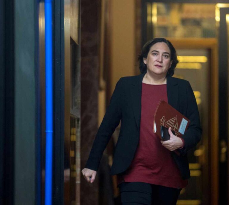 Colau quiere celebrar un debate electoral en Lledoners si Forn es candidato a la Alcaldía