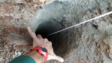 La empresa sueca que participa en el rescate de Julen localiza un hueco de 15 metros bajo el tapón