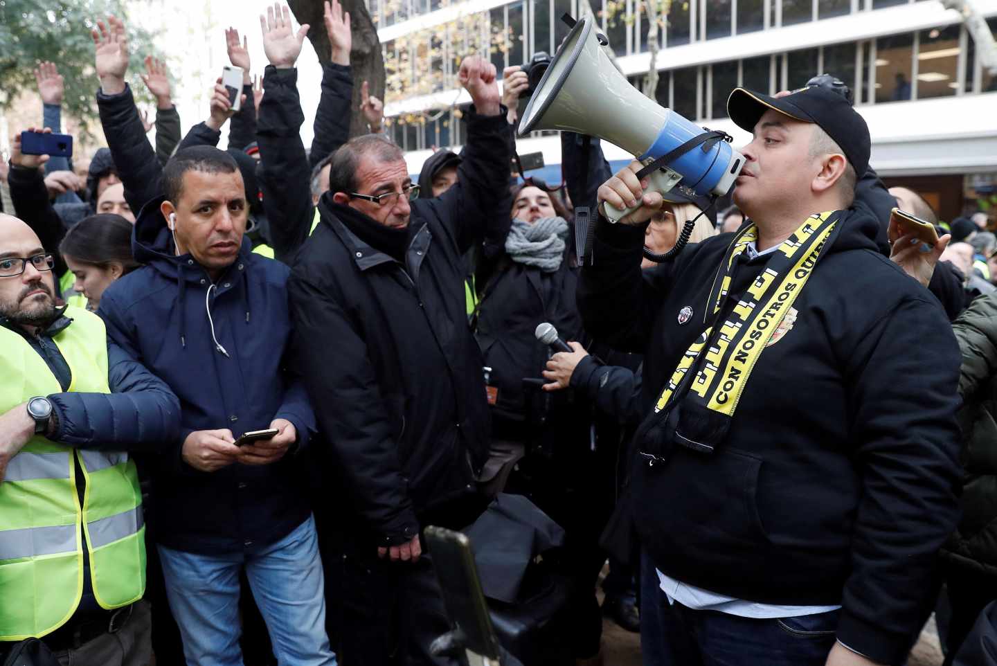 Ruptura en el taxi: el líder en Barcelona dimite por la presión de los más radicales