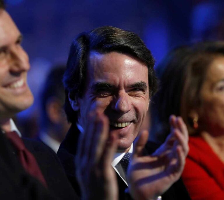 Malestar en amplios sectores del PP contra Aznar por "desleal"