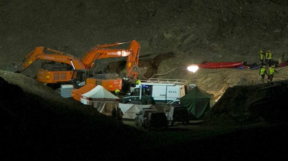 Trabajos de los mineros en el pozo de Totalán.