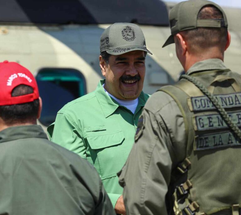 General Yáñez, leal a Guaidó: "Dos aviones esperan la marcha de Maduro"