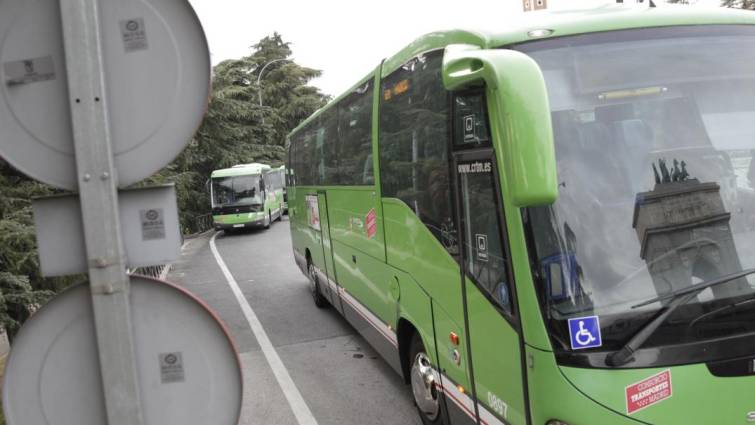 Autobus interurbano en Madrid