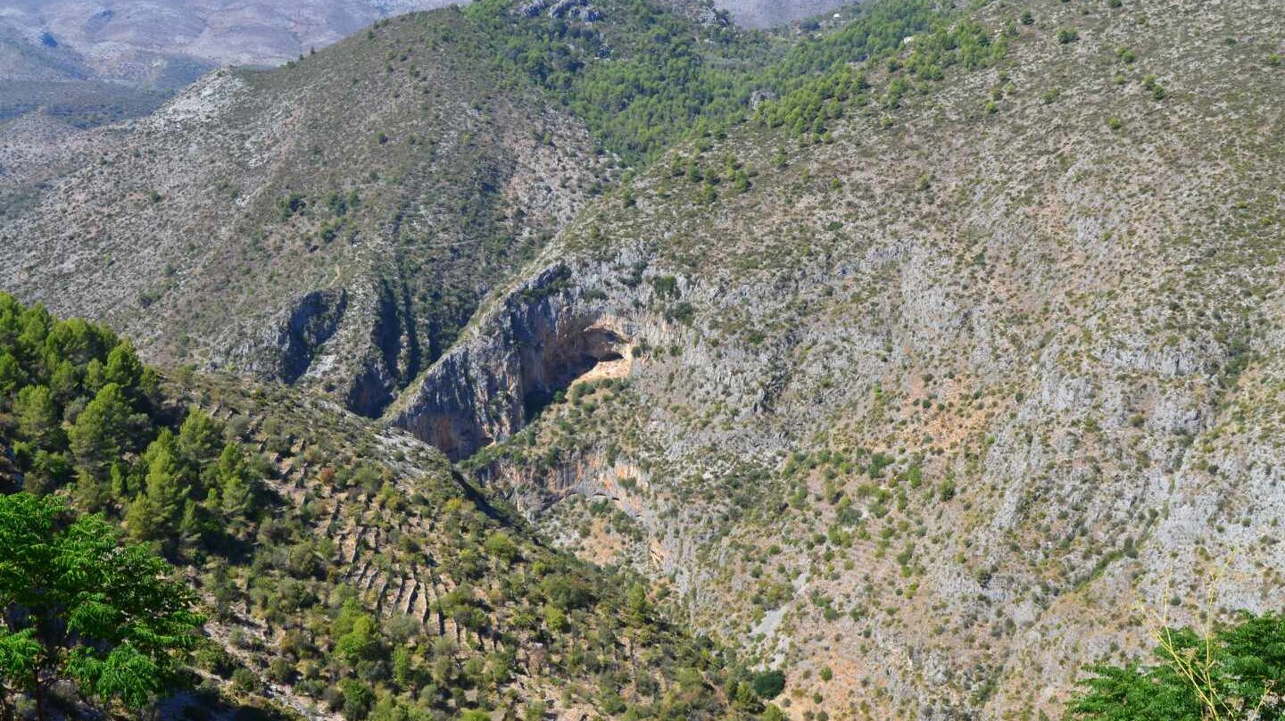 El paraíso escondido de Alicante: la ruta de los 6.000 escalones