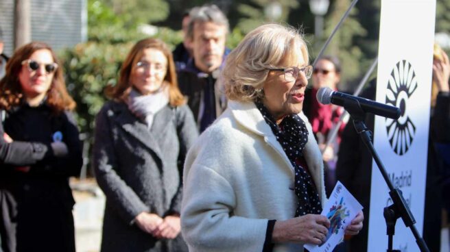 Carmena recibe el alta tras pasar Nochevieja en el hospital por su operación de tobillo