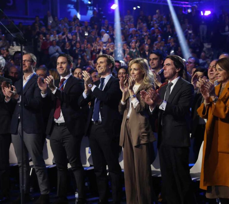 Casado y la derechita valiente