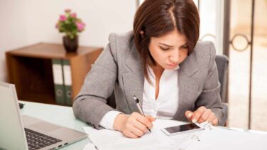 Autónomos y pymes: qué es el pasivo no corriente y cómo afecta