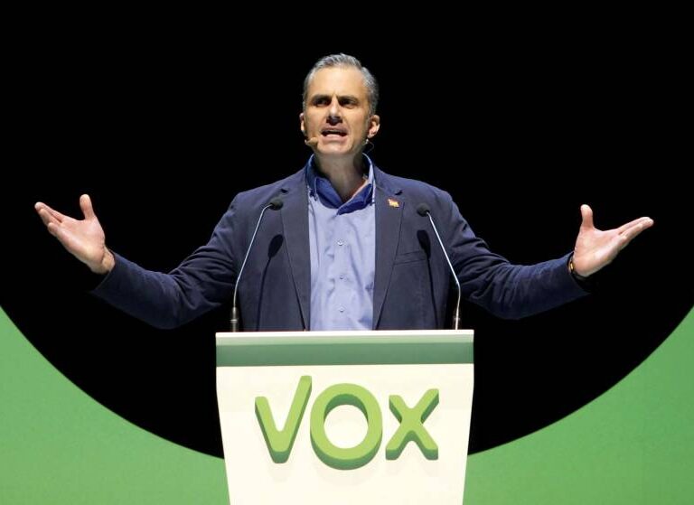 Vox dice ahora que no quiere cambiar "ni una coma" del acuerdo PP-Cs para Andalucía