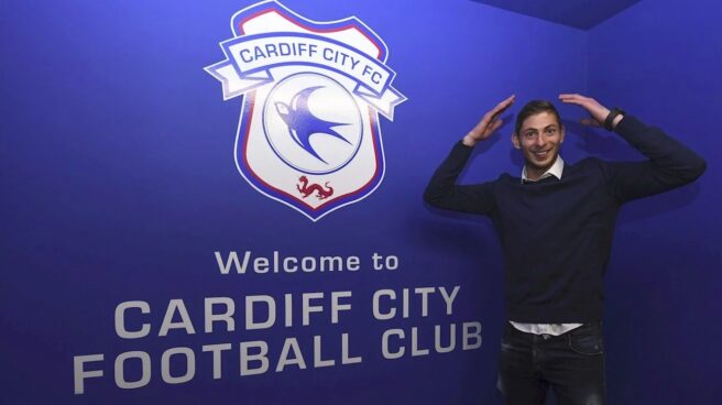 Emiliano Salas tras fichar por el Cardiff City.