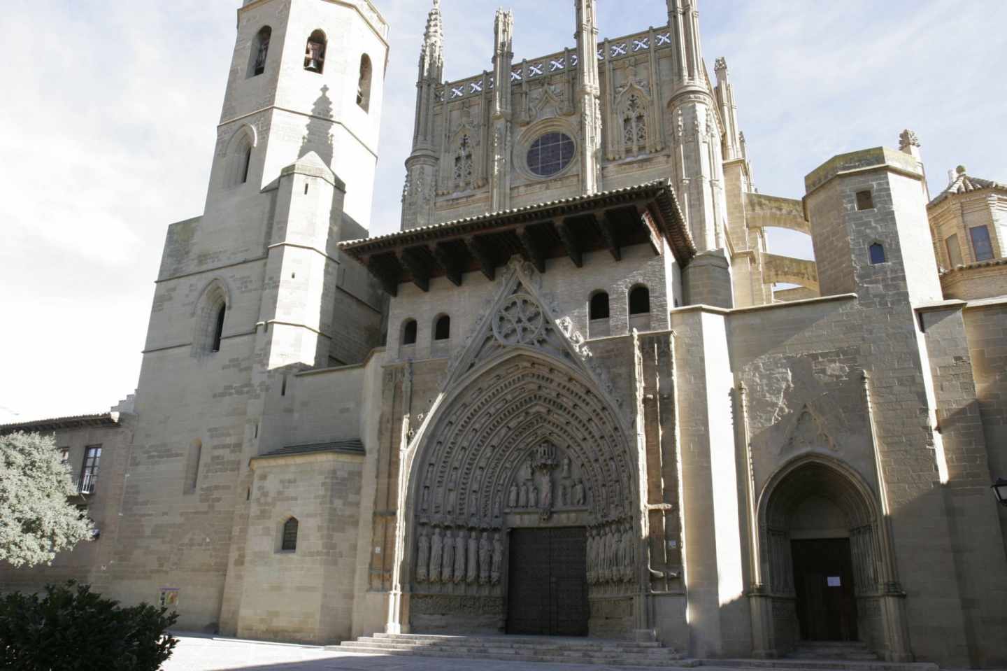 Fotografía de archivo de la Catedral de Huesca.