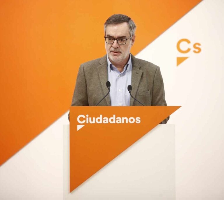 Ciudadanos insiste: no habrá mesa de negociación con Vox en Andalucía