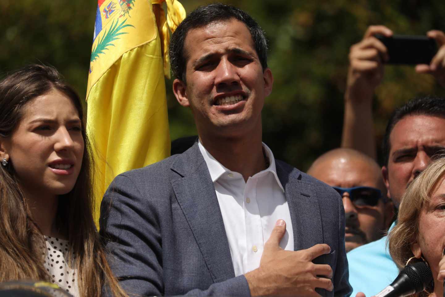 Juan GuaidÃ³ en un acto multitudinario en Caracas. 