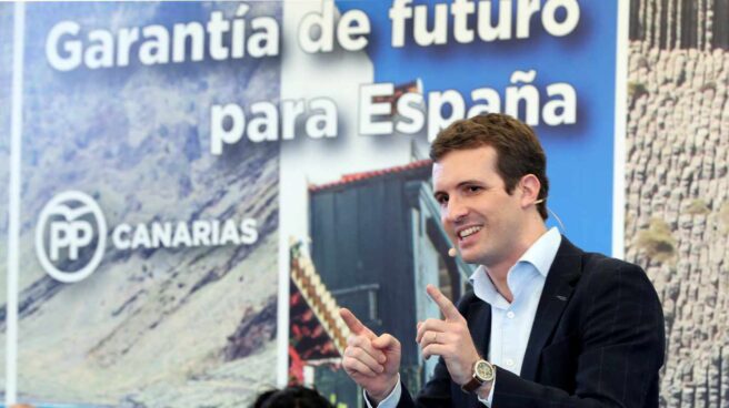 El presidente del PP, Pablo Casado, durante el acto de presentación hoy en Las Palmas de Gran Canaria del líder del partido en Canarias, Asier Antona, como candidato a gobernar la comunidad autónoma en las elecciones de mayo de 2019.