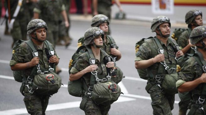 Soldados durante el desfile del 12 de octubre.