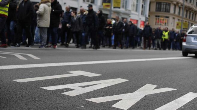 Los taxistas vuelven a las calles de Madrid contra la "uberización"