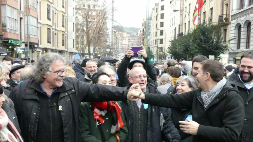 Joan Tardá y Arnaldo Otegi, en una manifestación a favor de los presos de Bilbao.