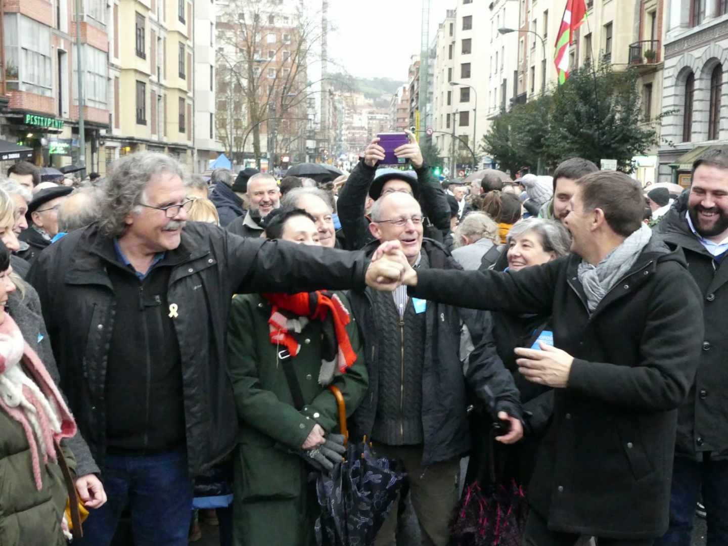 Joan Tardá y Arnaldo Otegi, en una manifestación a favor de los presos de Bilbao.
