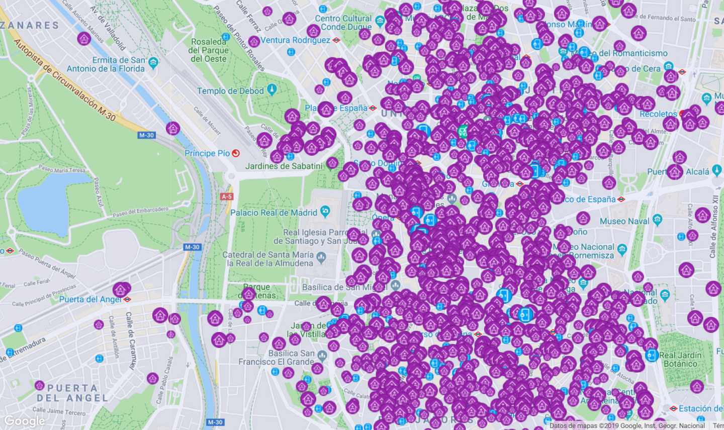 Alojamientos turísticos comercializados en Airbnb en el centro de Madrid.