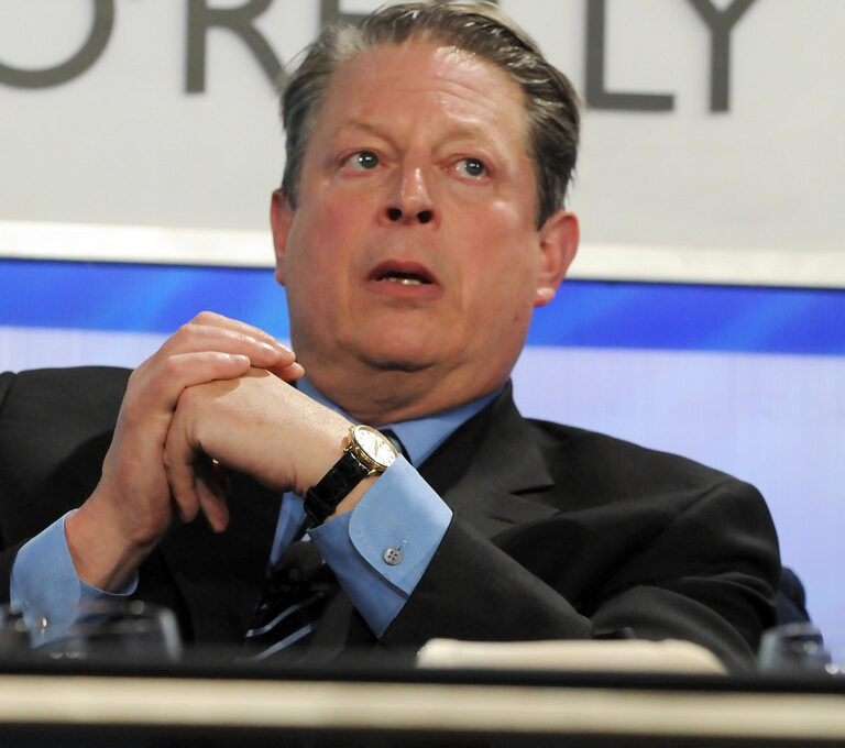 Al Gore irrumpe en la puja por Inversis, la plataforma digital de los March