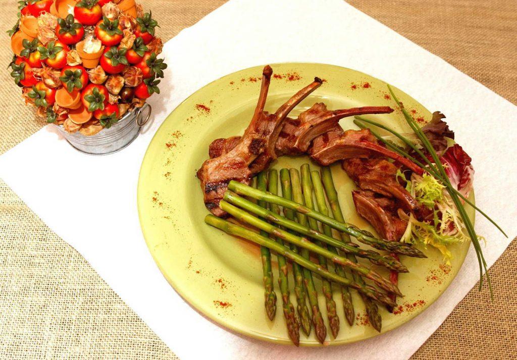 Plato de Harvard, si quieres adelgazar sin dieta, la hora de cenar importa