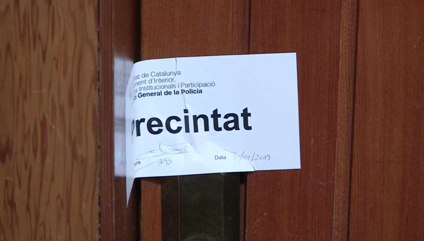 Aparece una mujer apuñalada en Girona junto a una carta de su hija desaparecida