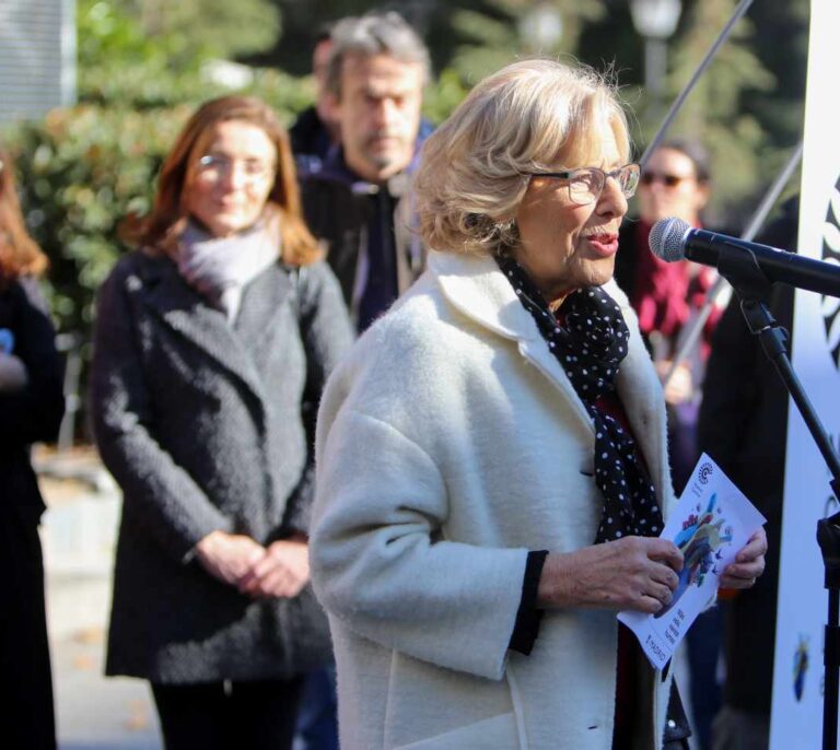 Carmena ataca a Vox al estar "sustentado fundamentalmente por hombres"
